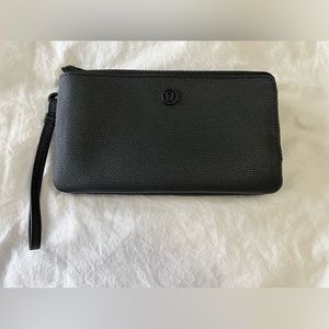 Lululemon Double Up Pouch~ Black Clutch Bag Wristlet Wallet Faux Leather.